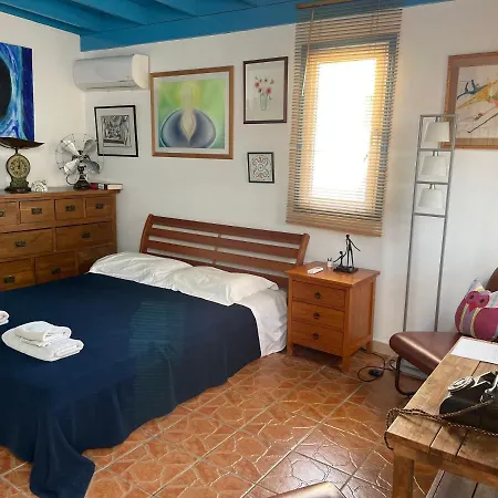 Mp Cozy Near The Sea Appartement Paphos