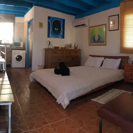 Apartment Mp Cozy Near The Sea Paphos